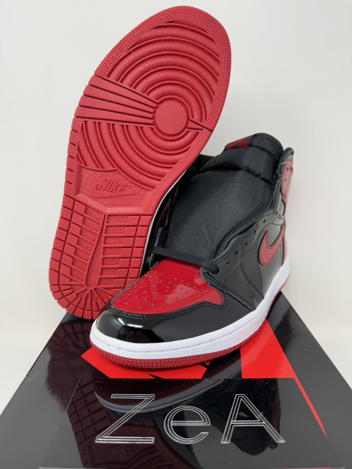 Jordan 1 Retro High OG Patent Bred Size 9 And 5.5y