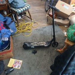 REV 200 Electric Scooter