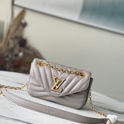 Louis Vuitton New Wave Chain PM Bag