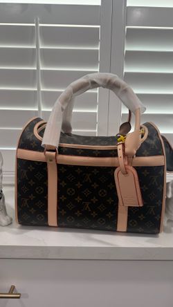 dog carrier