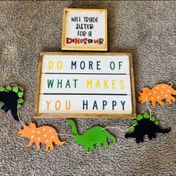 Dinosaur Decoration In Good Condition 