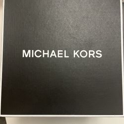 Michael kors belt & Wallet 