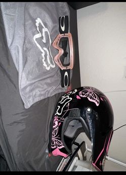 Fox Tracer Pro Helmet With Pink Butterflies Size L W/ Pink O Frame Oakley Goggle
