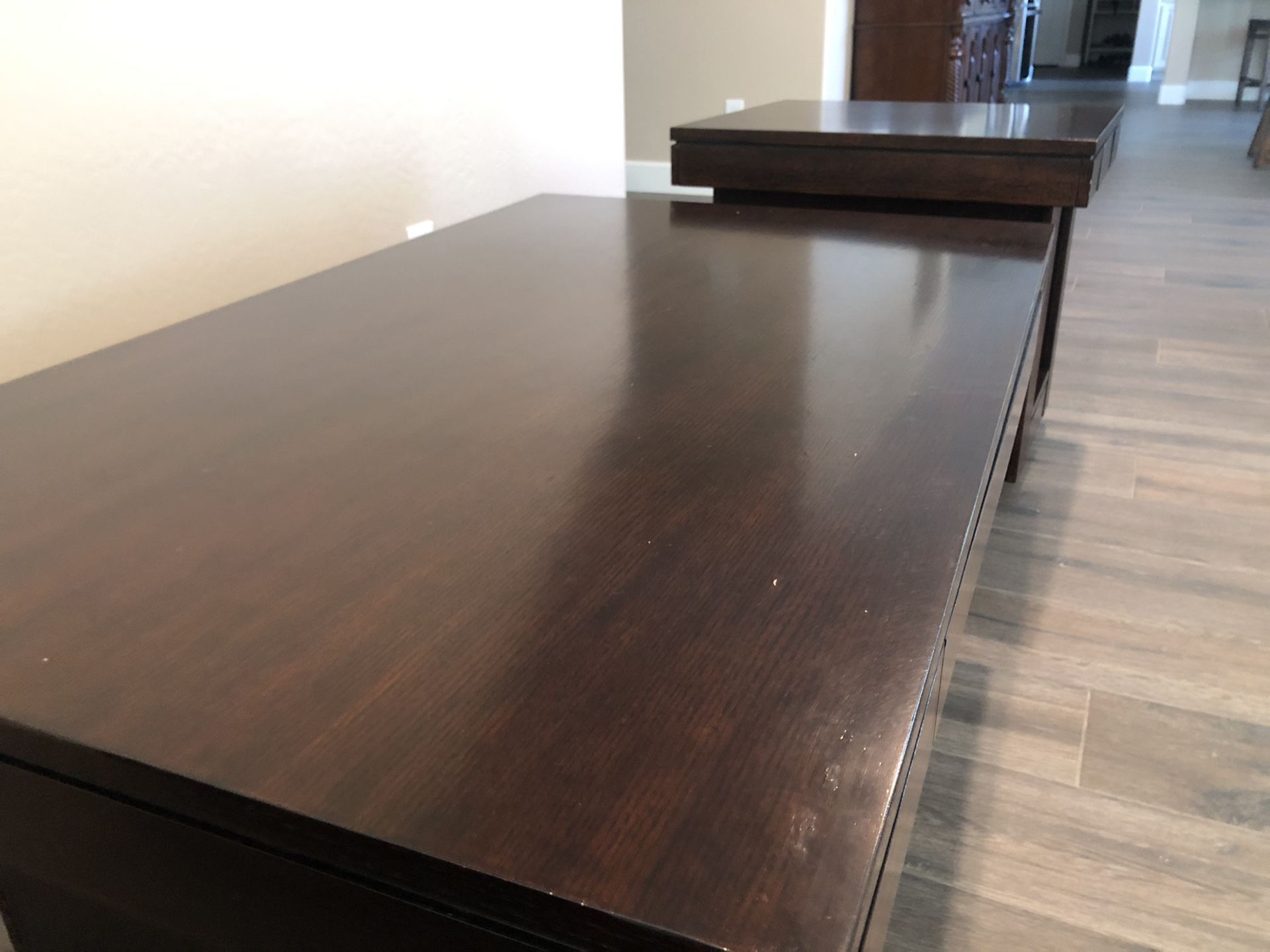 LAZBOY Lift Top Coffee Table and End Tables for Sale in Peoria, AZ