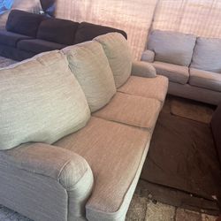 Gray couch And Loveseat  clean we sell all the time delivery $40 local
