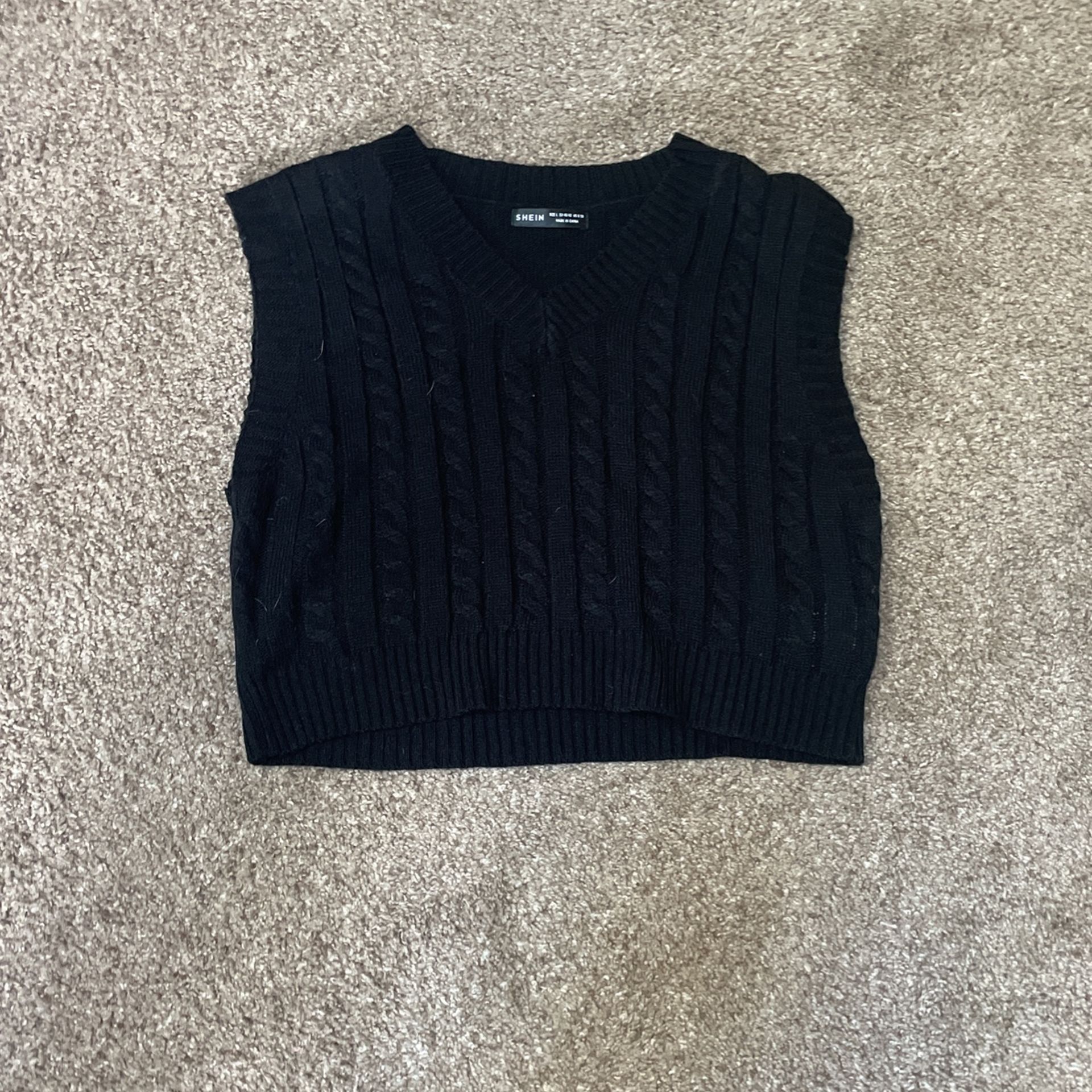 Women’s V-neck sweater vest 