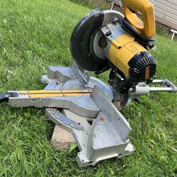 DEWALT miter saw