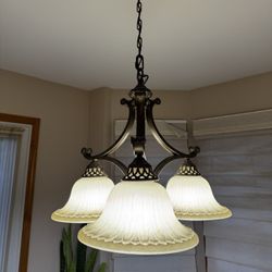 Chandelier In Great Condition