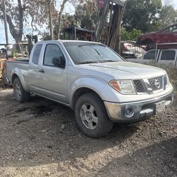 2005 Nissan Frontier Part Out 0211