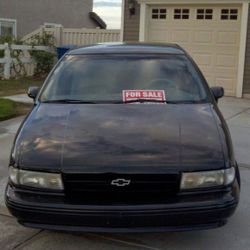 94 Chevy Impala SS (Blk)