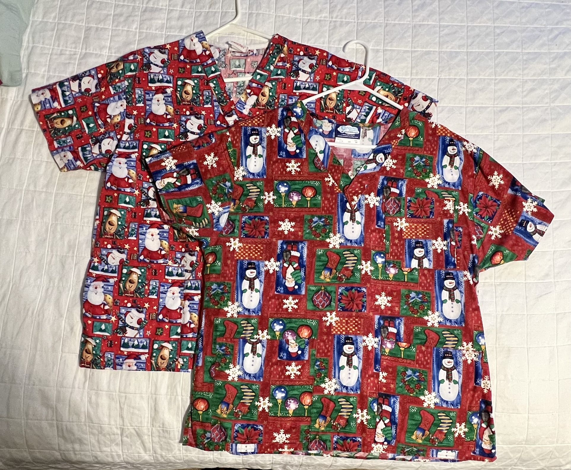 Set of 2 Ladies Christmas Scrub Tops