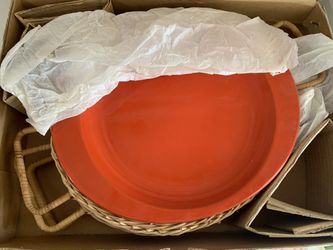1960’s DYNASTY WARE Cook & Serve Enameled Porcelain Iron Platters W Rattan Trays Set Of 4