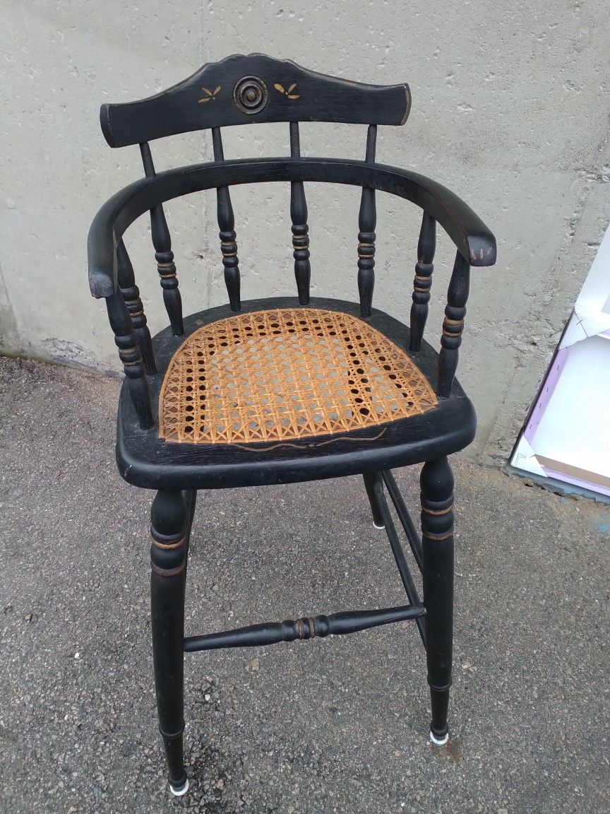 CHILDS WOOD HIGH CHAIR