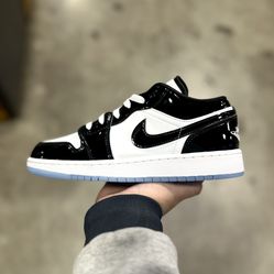 Jordan 1 Low “Concord” (GS) Sizes 4Y / 4.5Y / 5Y / 5.5Y / 6Y / 6.5Y / 7Y IN HAND BRAND NEW