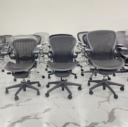 HERMAN MILLER CLASSIC AERON SIZE B FULLY LOADED CHAIRS $450 EACH DELIVERY AVAILABLE 