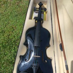 Black Cresent Violin