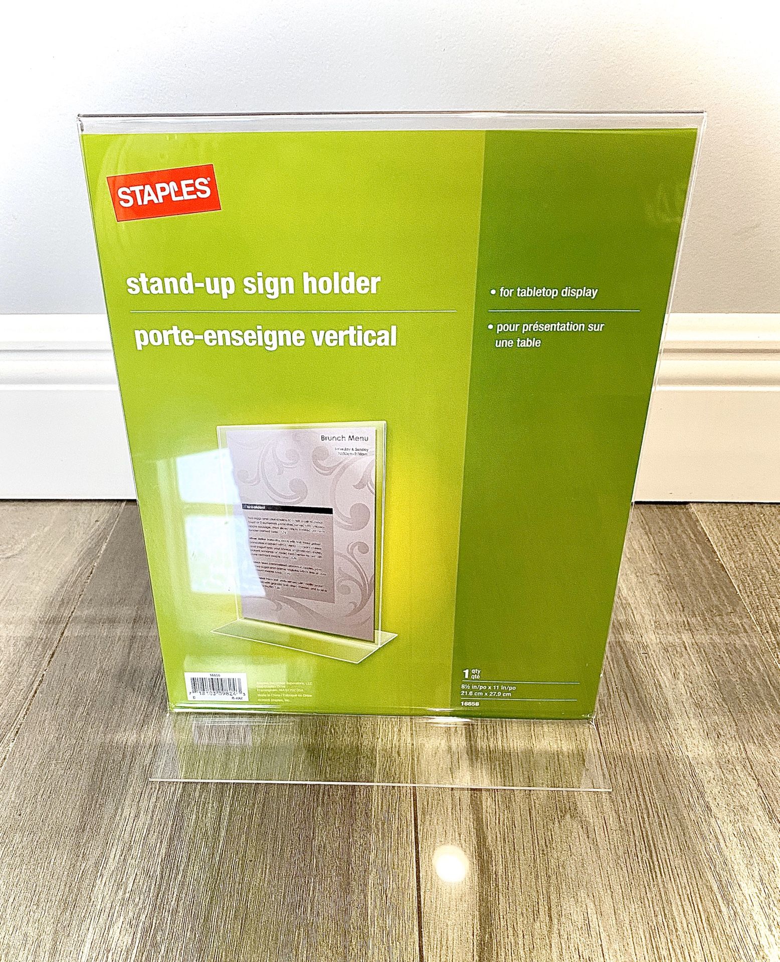 Staples Stand Up Sigh Holder