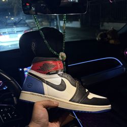 JORDAN 1 UNION LA RED SPORT ROYAL