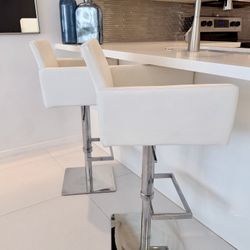 Modern White Swivel Barstools (Set of 2) – Adjustable Height 