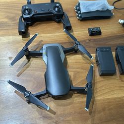 DJI Mavic Air 4K Drone Creator Bundle – 4 Batteries + Travel Case