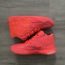 Melo Ball “Breast Cancer Awareness”