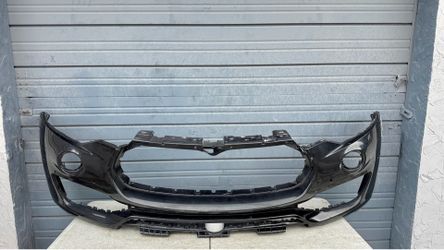 2017-2020 Maserati Levante, Front Bumper original perfect condition