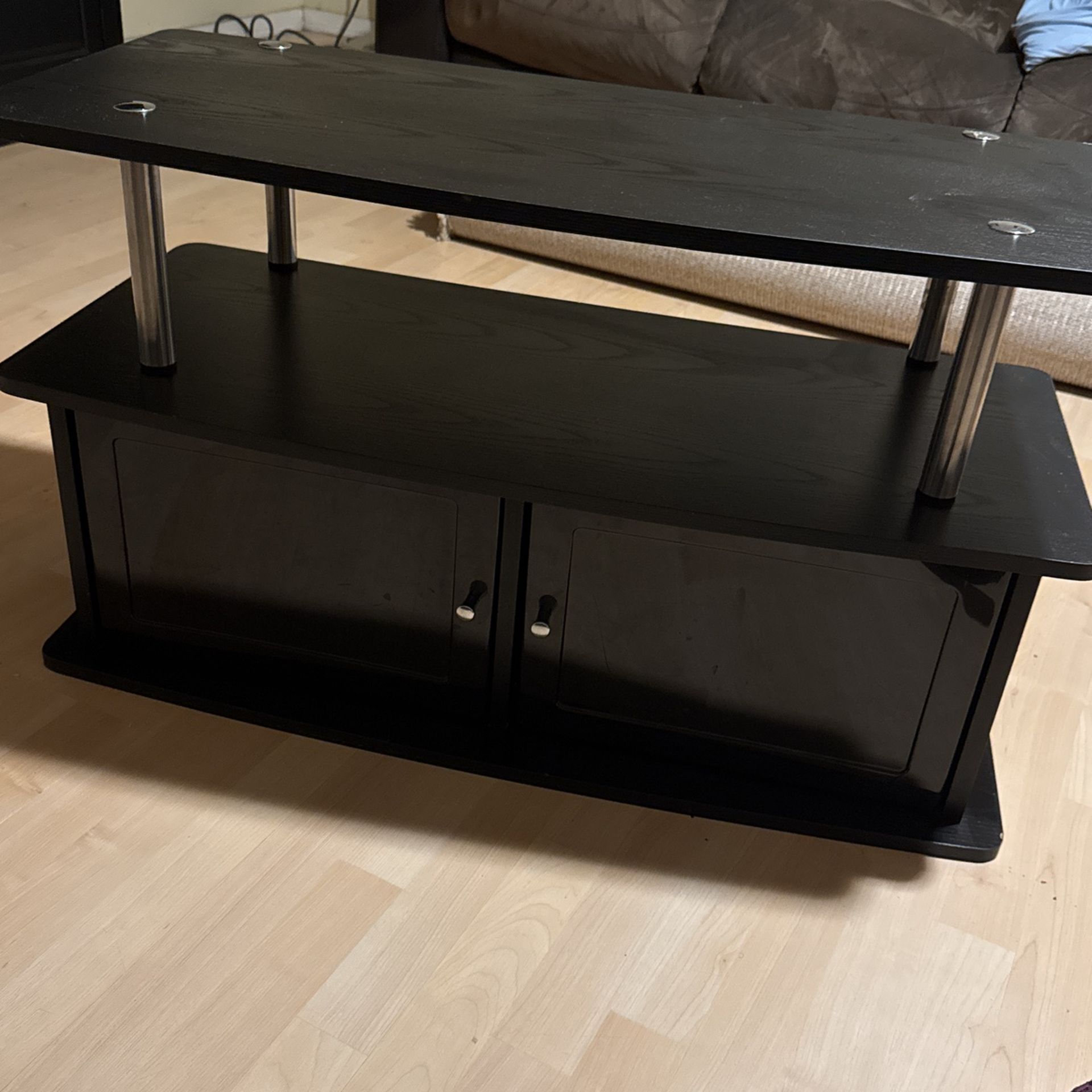 TV Stand (black)