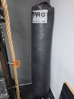 Pro Boxing Equipment 6-Foot Muay Thai Banana Bag