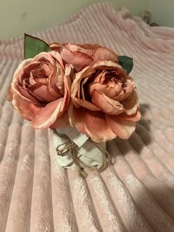 Shabby Chic Faux/Artificial Floral Cottage Core Home Decor