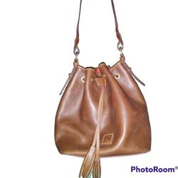 EUC Dooney & Bourke Brown Italian Leather Bucket Bag