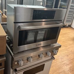 BOSH MICROWAVE 24” INCHES BILT IN 