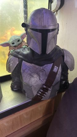 The Mandalorian & Grogu Bust Popcorn Bucket