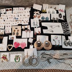 70 Pc Bundle Of Jewelry 