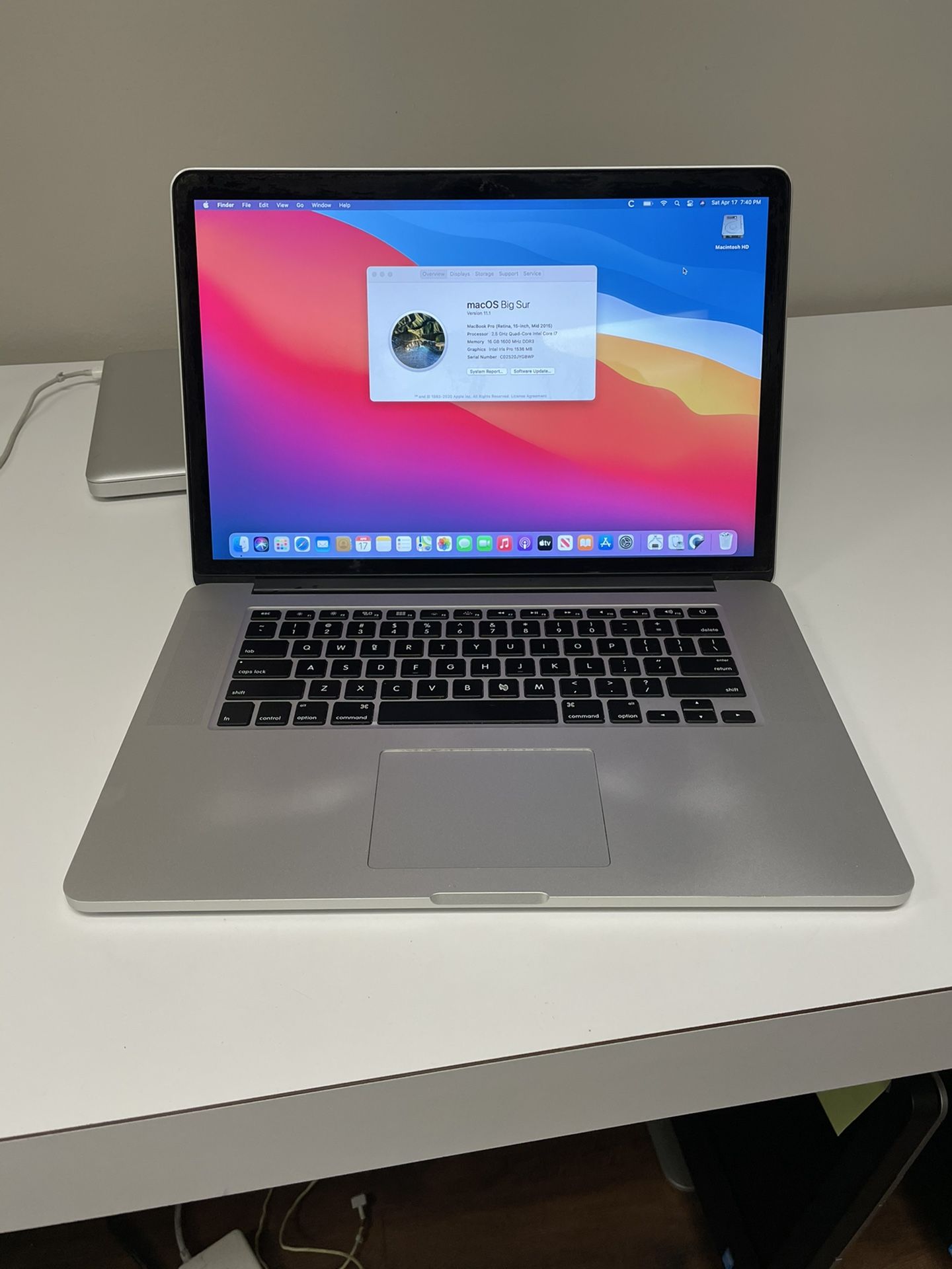 Apple 15” MacBook Pro Retina 2.50ghz Quad Core i7 16GB RAM 500GB Flash Storage macOS Big Sur 2GB AMD Radeon R9