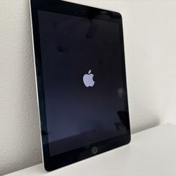 2016 iPad Pro 9.7in 32gb Cellular