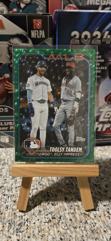 2024 Topps Update Toolsy Tandem Green Crackle Foil /499