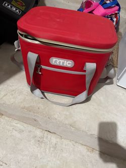 RTIC Soft Cooler Bag Red