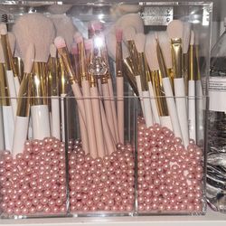 Make Up Brush Holder