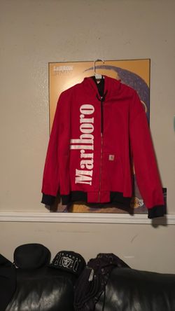 Marlboro red carhartt size small or medium