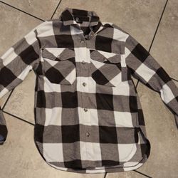 Women's flannel size small
