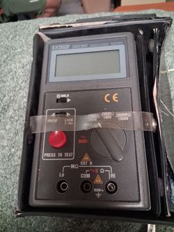 Extech 380380 insulation tester