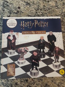 Harry Potter Origami Chess Set