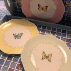 Butterfly Meadows 4 Dessert Plates