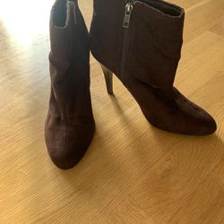 Size 8 Brown Boots by Marc Fisher