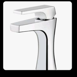 New PRICE PFISTER WATERFALL BATHROOM FAUCET