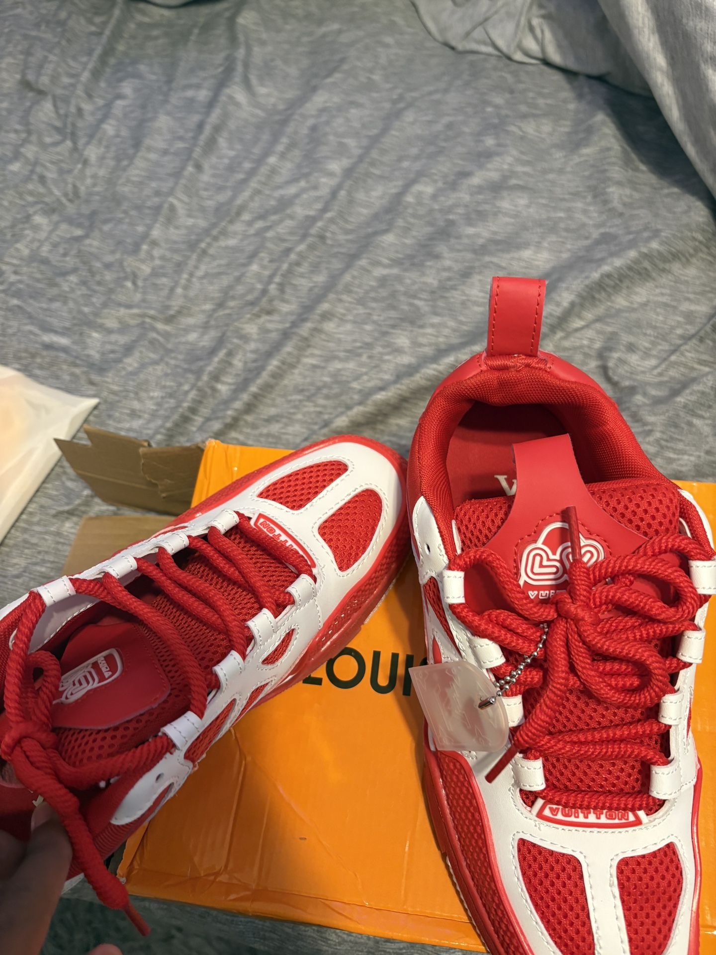Lv Skates 9
