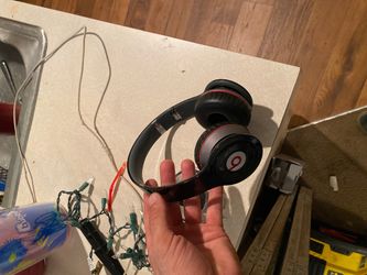 Beats wireless headphones