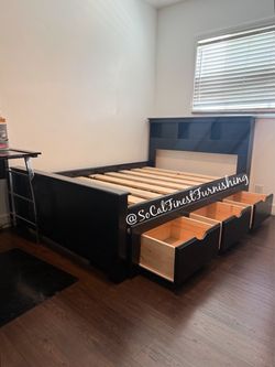 Full bed with drawers - No mattress
