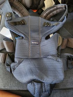 Babybjorn mesh carrier