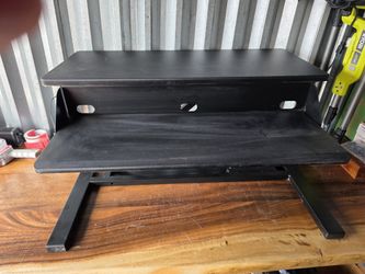 Luxor Level Up Pro 32" Standing Desk Converter
- Heavy Duty Metal - Sit Stand Desk